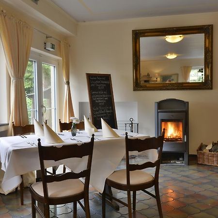Waldhotel Im Wiesengrund Hurtgenwald Екстер'єр фото