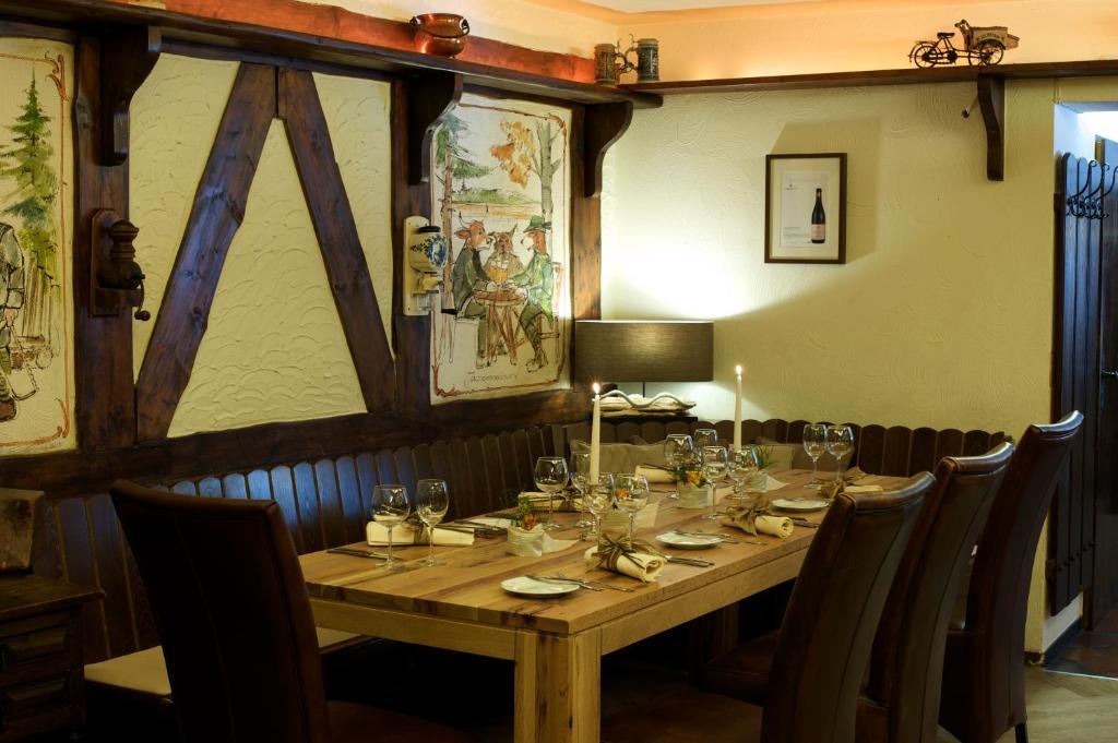 Waldhotel Im Wiesengrund Hurtgenwald Екстер'єр фото