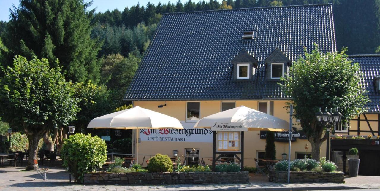Waldhotel Im Wiesengrund Hurtgenwald Екстер'єр фото